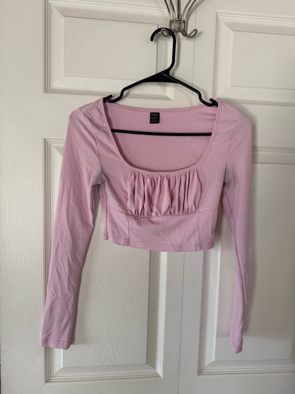 SHEIN Light Pink Ribbed Gathered Front Long Sleeve Crop Top